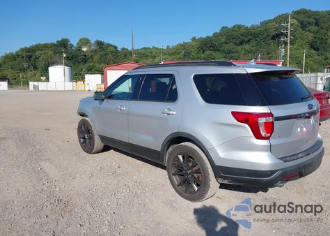 2018 Ford Explorer Xlt z USA, uszkodzony, nr VIN 1FM5K8D82JGB05657